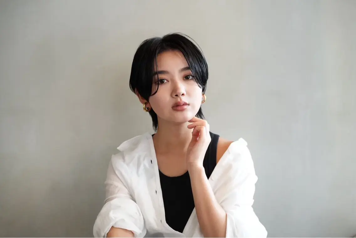ショート カラー 加賀 千聖 /soigneのヘアスタイル