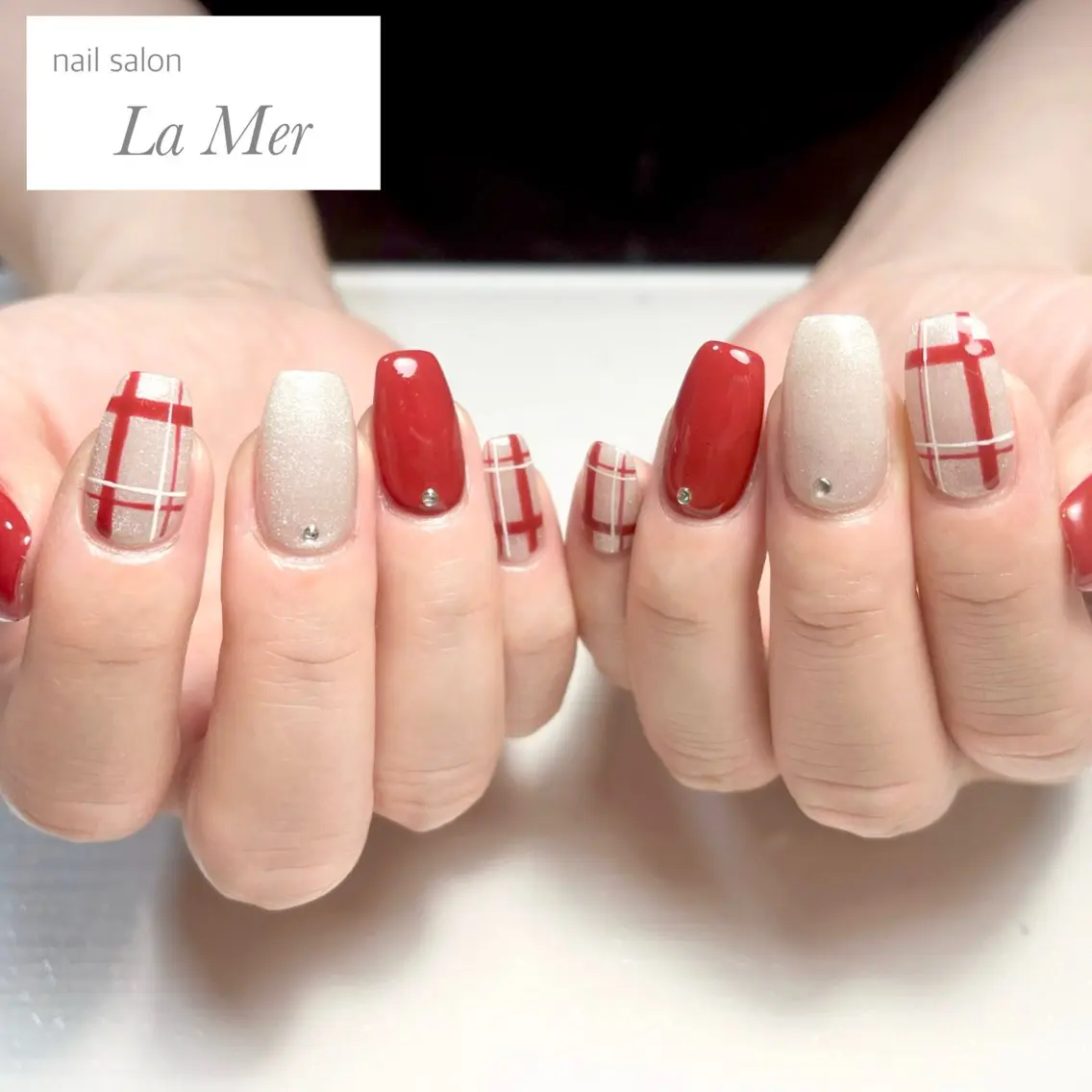ネイル ボルドー ガーリー マグネットネイル オフィスネイル nailsalon La Merのネイルデザイン