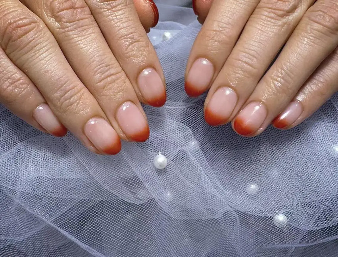 ネイル フレンチネイル ジェルネイル ガラスフレンチ 韓国ネイル マグネットネイル ハンドネイル フットネイル ハンドケア The Nail 新大久保店のネイルデザイン