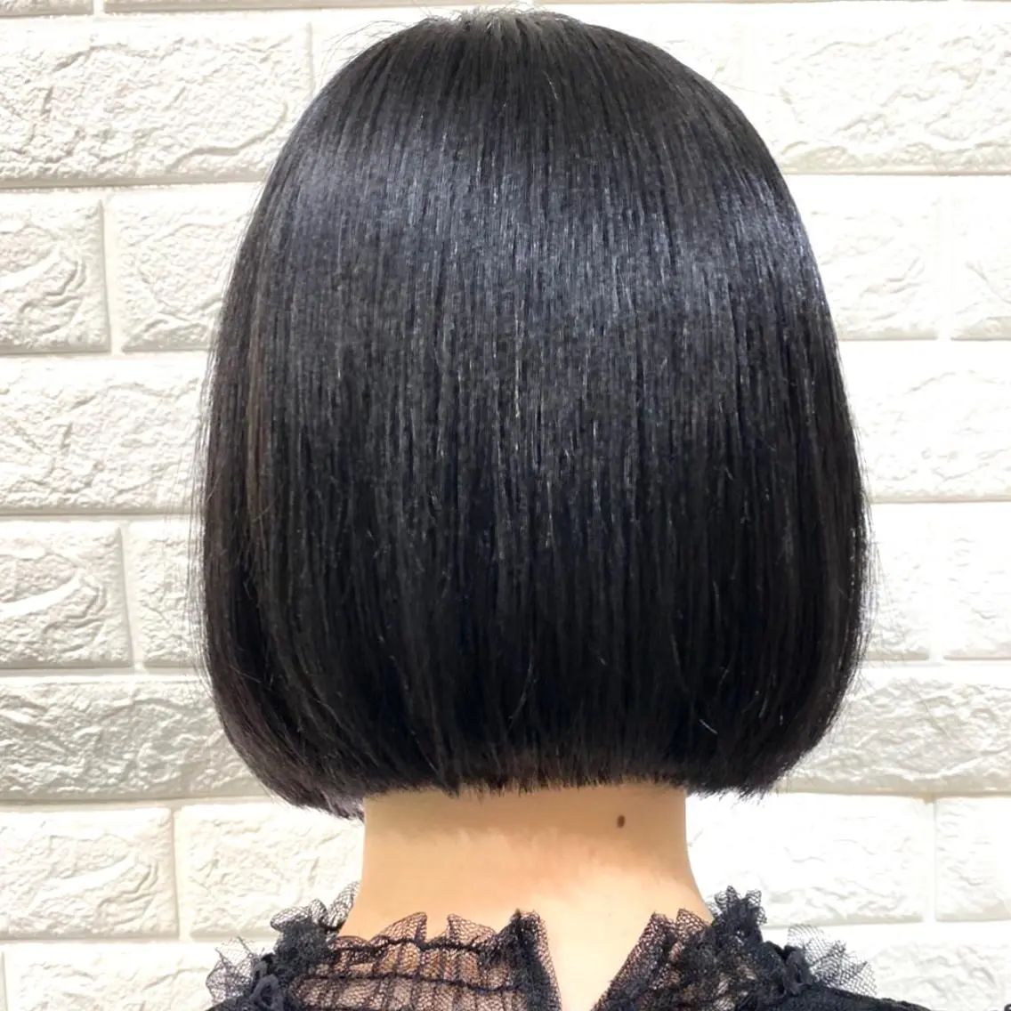 ショート カラー ハンサムショート グレージュ ハイライトカラー シルバー ボブ 🔮 BASSA立川 診断×艶髪🔮のヘアスタイル