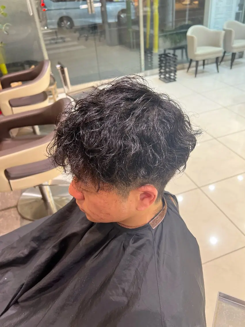 パーマ メンズ カット パーマ SENA 再現性 パーマと縮毛矯正のヘアスタイル