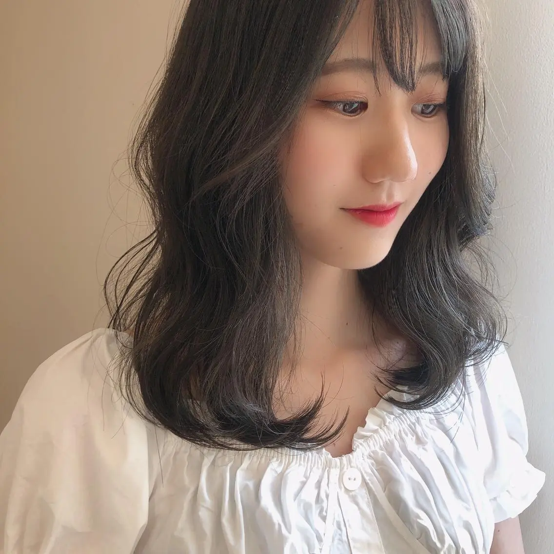ロング カラー アッシュ オリーブアッシュ カット ヘアカラー トリートメント 盛れるレイヤーカット 得意🌹井上美沙のヘアスタイル