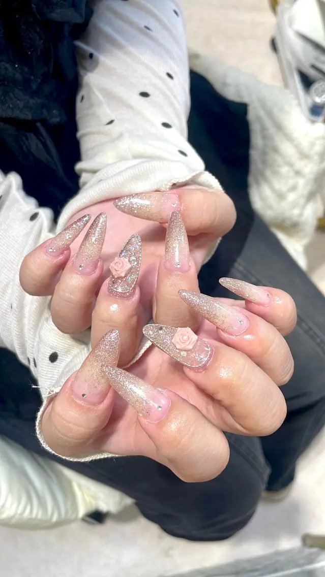 ネイル ハンドネイル SunNail池袋 🍧エミリーのネイルデザイン