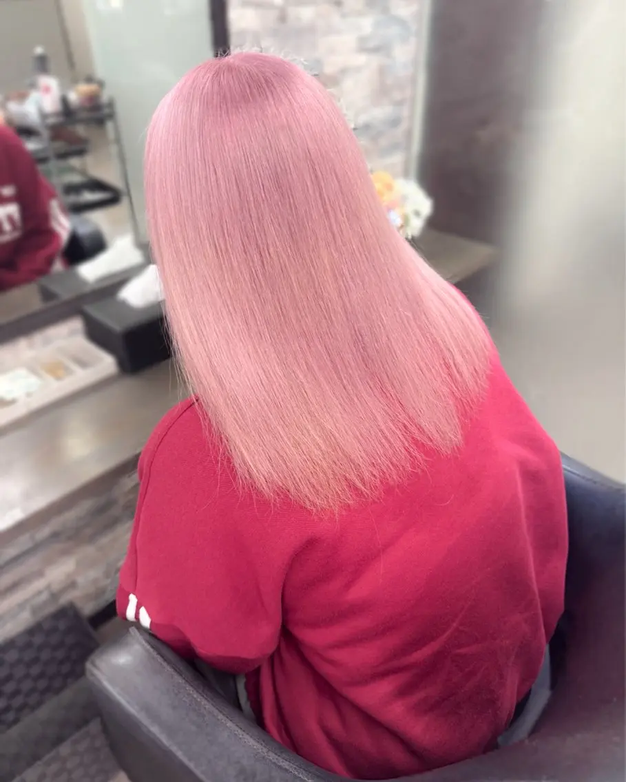 ミディアム カラー ヘアカラー トリートメント ハイトーンエクステ 🎩カズキ🎩のヘアスタイル