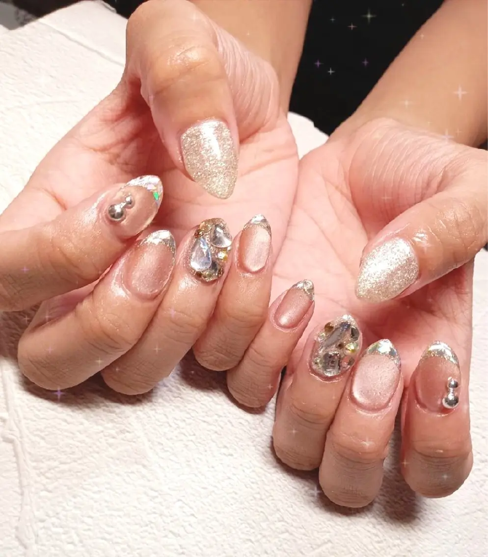 ネイル フレンチネイル ガラスフレンチ キラキラネイル マグネットネイル シンプルネイル ハンドネイル flure de neige yukiのネイルデザイン