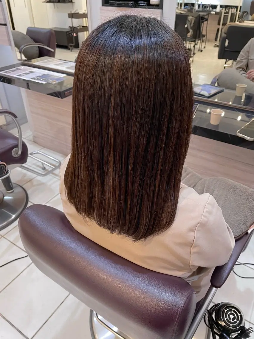 セミロング パーマ 縮毛矯正 AINE 🧚🏻‍♀️のヘアスタイル