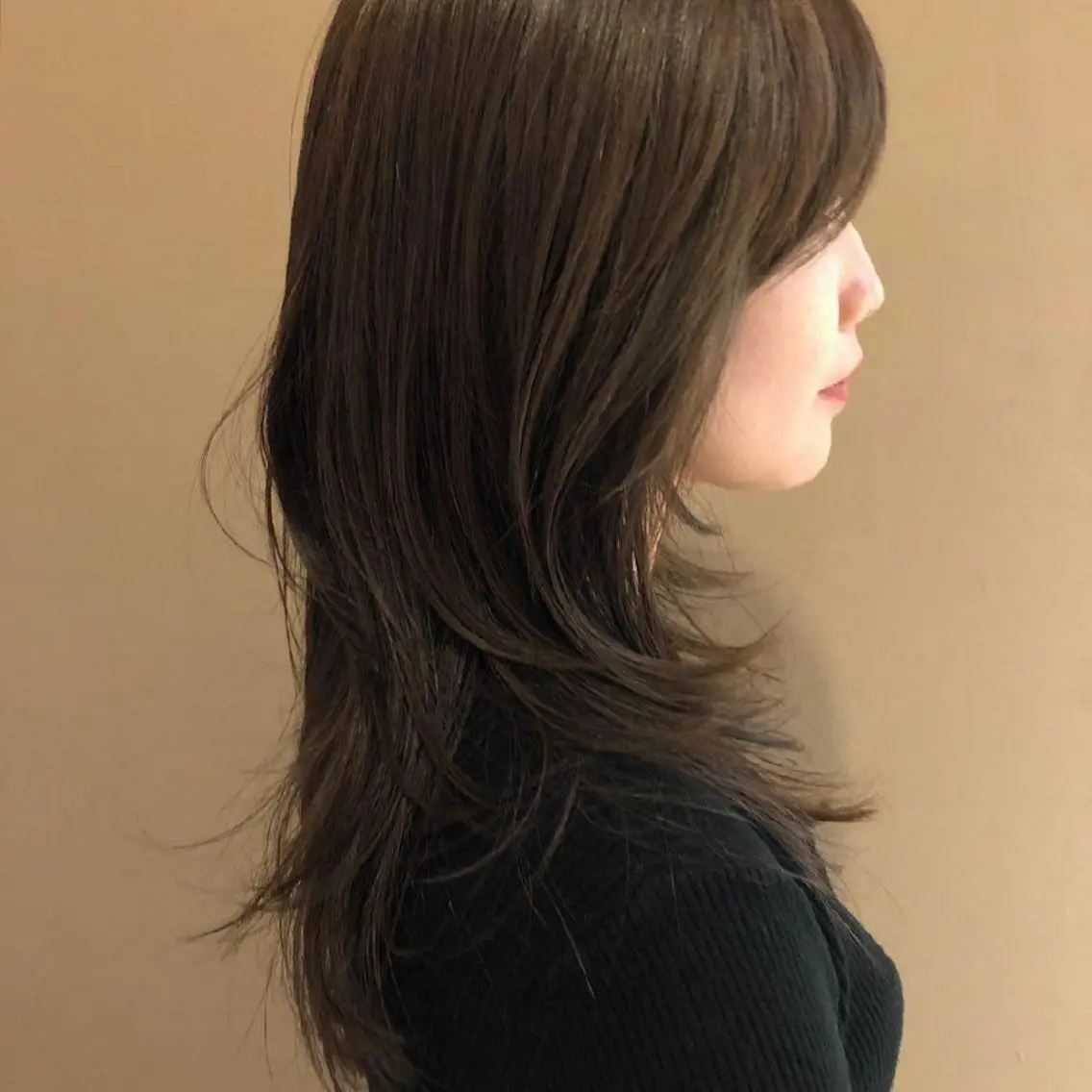 セミロング ハッシュカット レイヤーカット 韓国レイヤー suzuのヘアスタイル