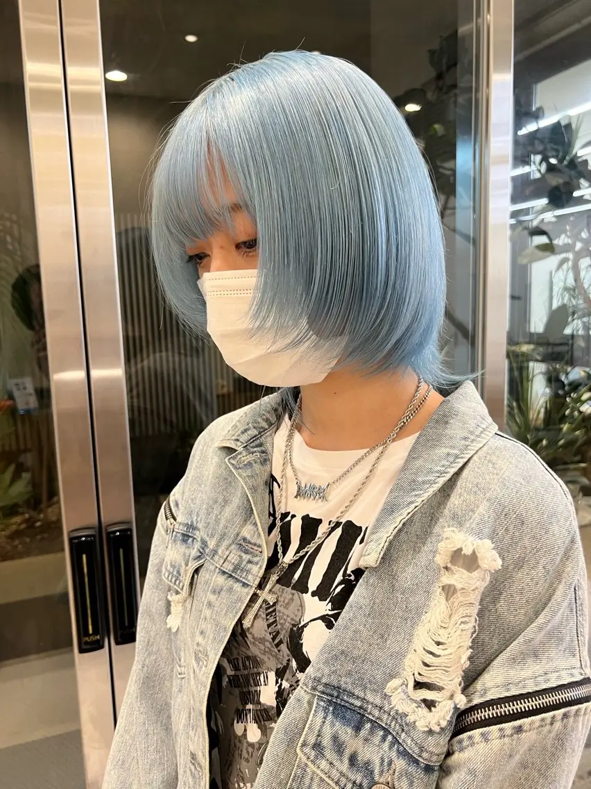 ミディアム カラー ブリーチ ハイトーンカラー カット ヘアカラー トリートメント 抜きっぱなしブロンド /ハイトーン/カナタのヘアスタイル