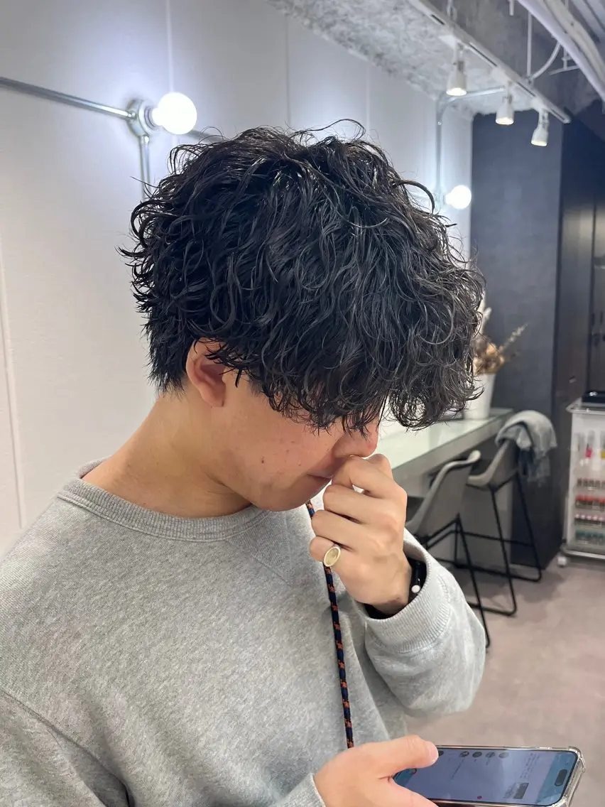 【メンズ限定人気No.2】似合わせカット+波巻きパーマ+TOKIO超音波トリートメントの写真