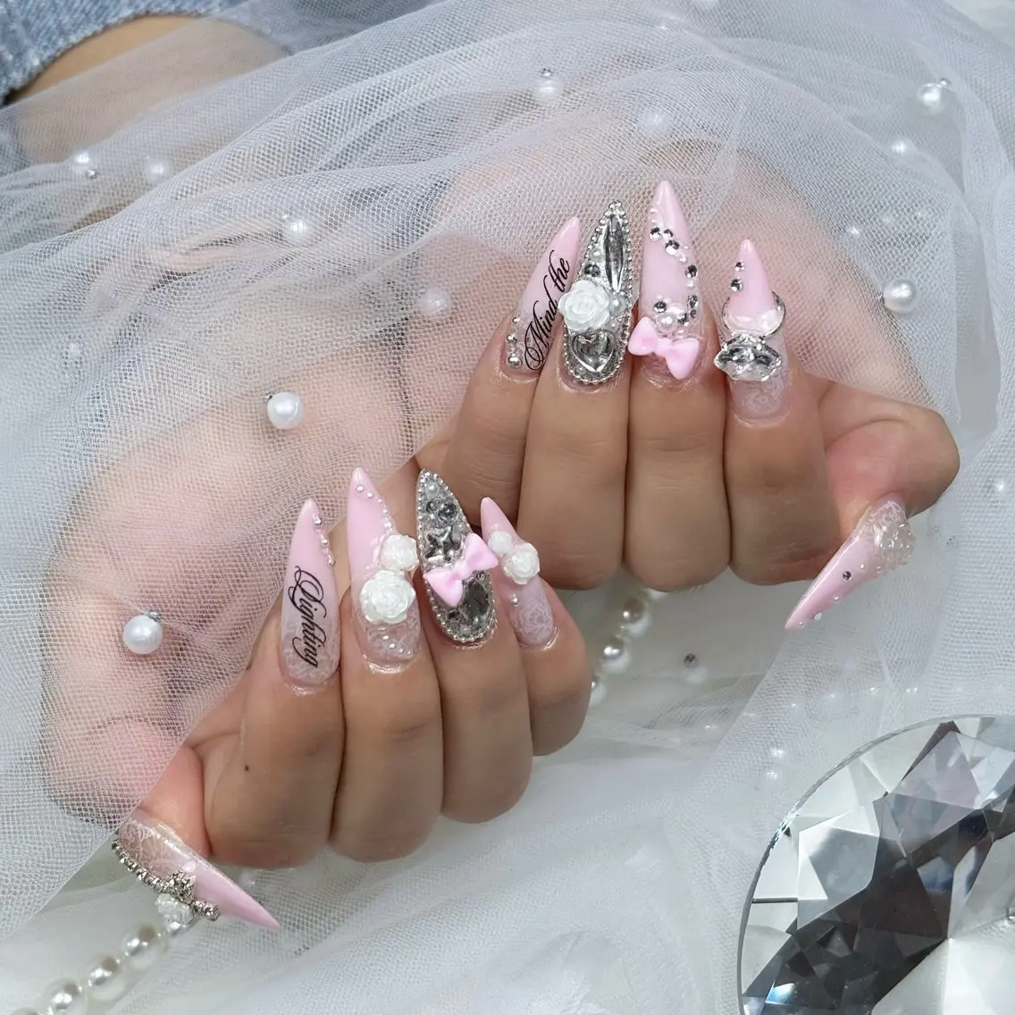 ネイル フレンチネイル ジェルネイル 韓国ネイル マグネットネイル ニュアンスネイル ハンドネイル Sully Nail Labのネイルデザイン