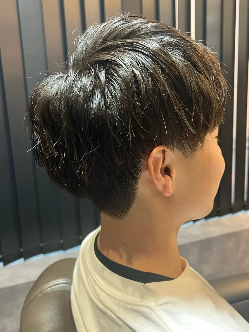 メンズ マッシュ 刈り上げ 高村 吉斗のヘアスタイル
