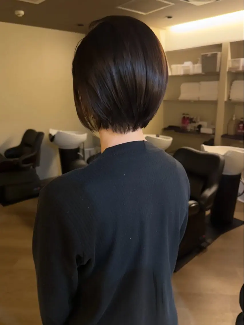 ショート カラー カット ヘアカラー トリートメント shiro.kobe 森彩華のヘアスタイル