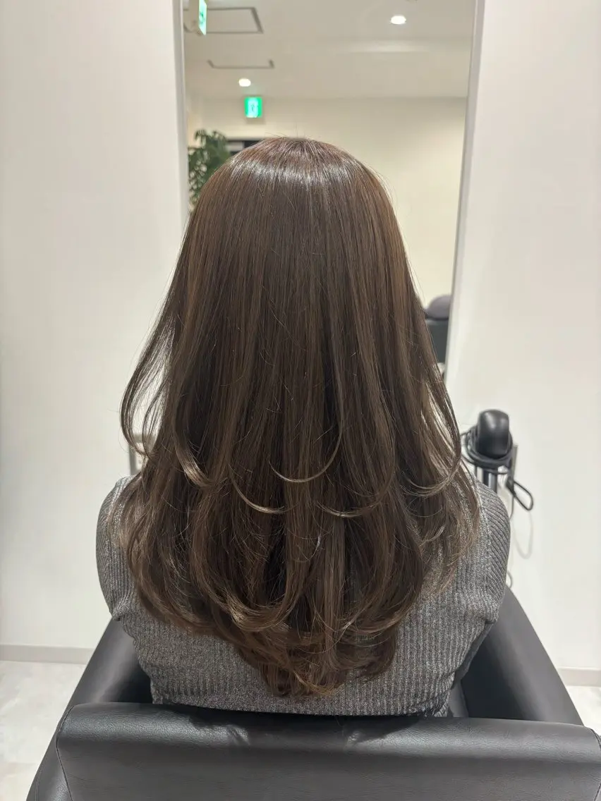 ミディアム カラー ベージュカラー 透明感カラー グレージュ イルミナカラー ラベンダーカラー カット ヘアカラー トリートメント レイヤーカット🎀× 韓国風🇰🇷正源のヘアスタイル