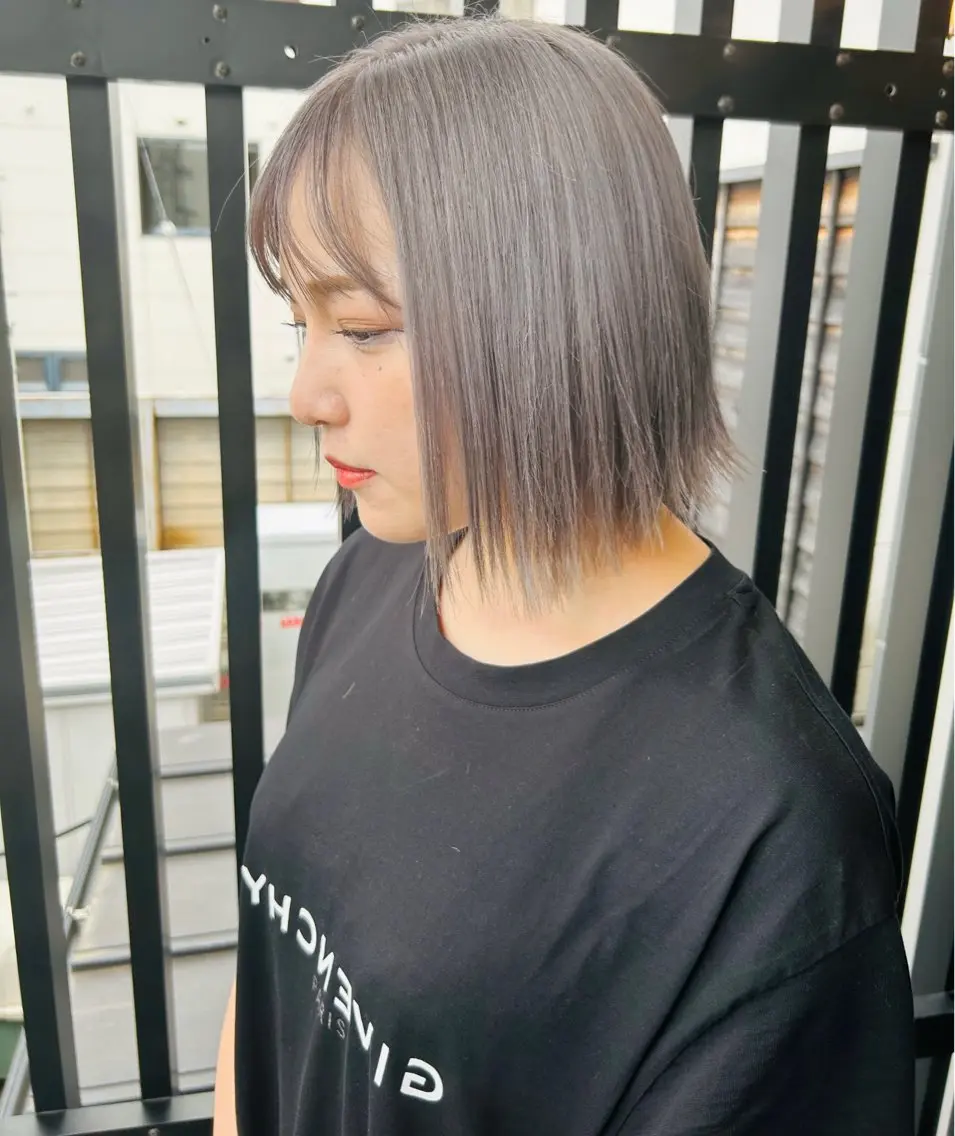 ミディアム カラー ブリーチ ケアブリーチ ヘアカラー トリートメント 山﨑 大暉【ダブルカラー】のヘアスタイル
