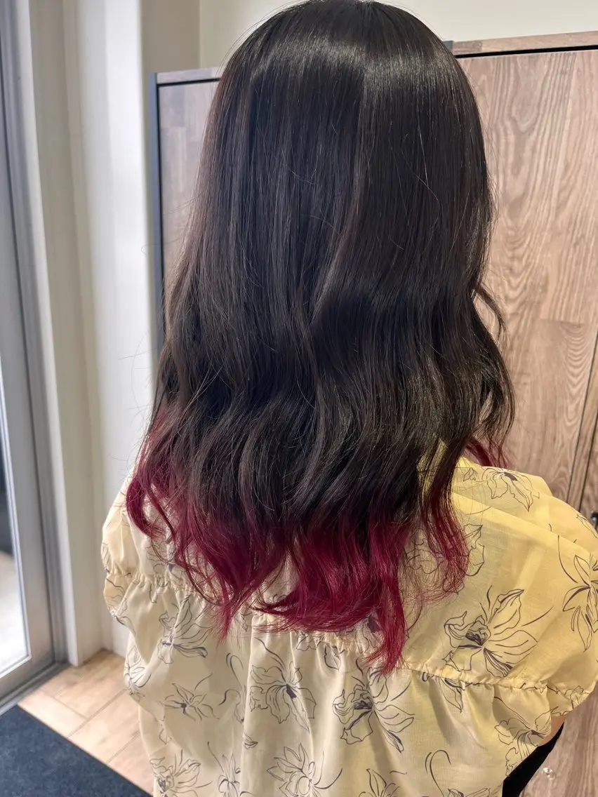 セミロング カラー 栗原 志穂のヘアスタイル
