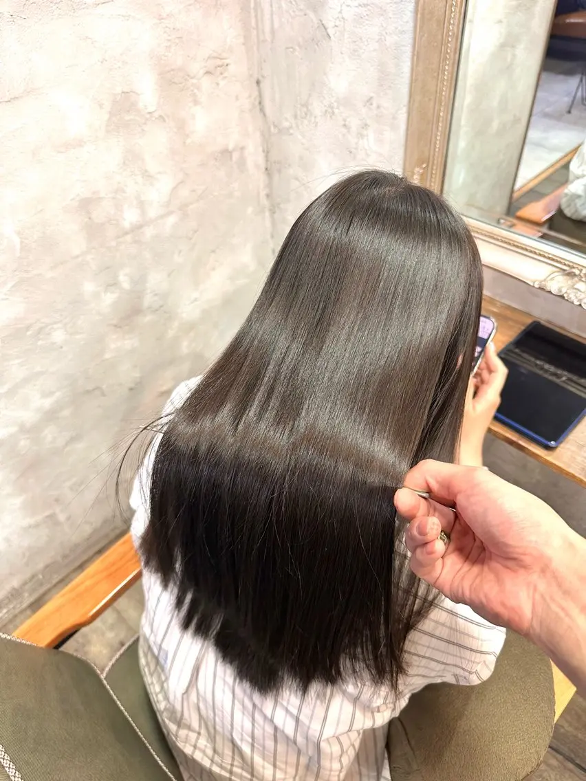 ロング カット 縮毛矯正 トリートメント 髪質改善/美髪矯正 🪼土屋そーたのヘアスタイル