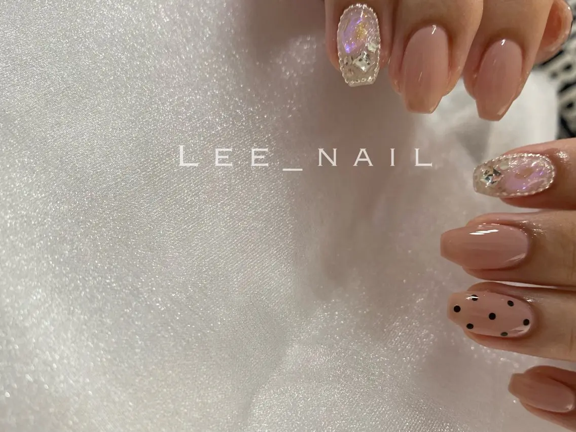 ネイル 氷ネイル・うるうるネイル ピンク ピンクベージュ ハンドネイル Lee_ nailのネイルデザイン