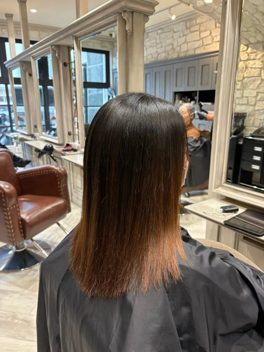 セミロング 縮毛矯正 🫧大滝 いくみ🌿辻堂のヘアスタイル