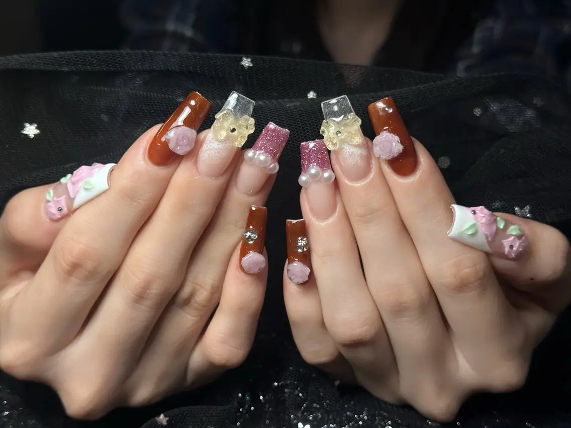 ネイル 成人式 フラッシュネイル フレンチネイル ジェルネイル グラデーション ハンドネイル Umiko🪆 Nailのネイルデザイン