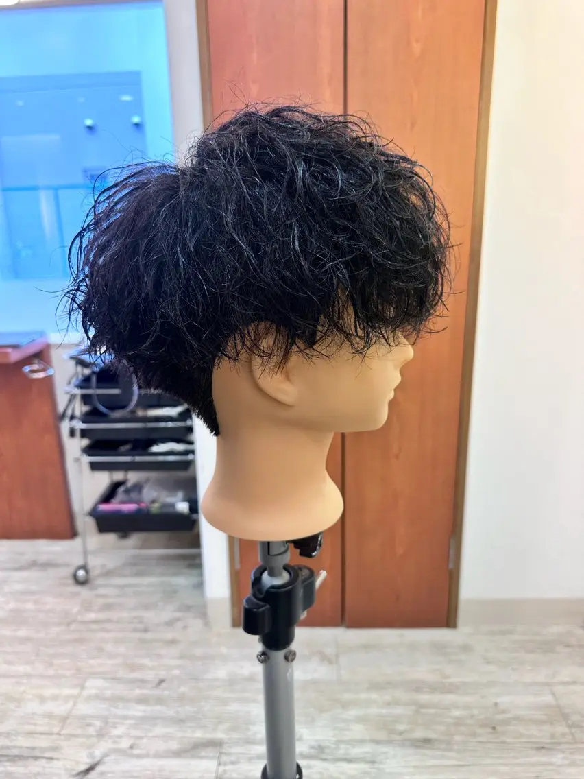 ショート パーマ カット 大前 吏央のヘアスタイル