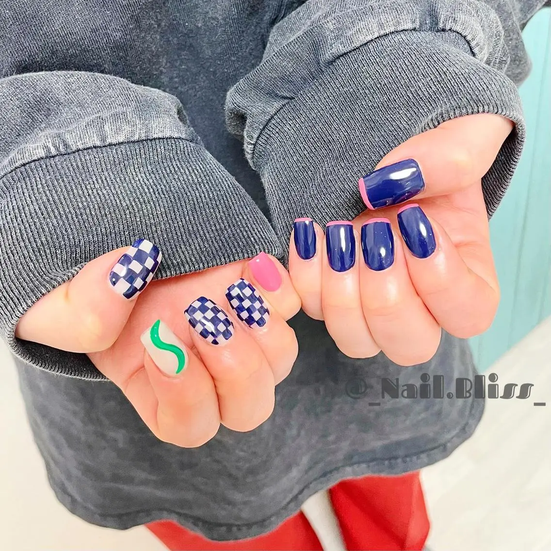 ネイル ネイビー ハンドネイル NAIL BLISSのネイルデザイン