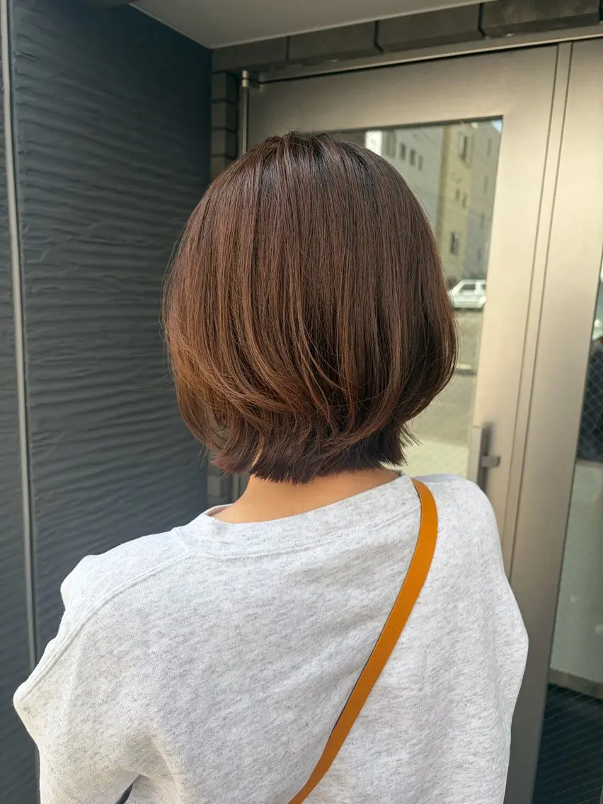 ショート カラー ブラウンカラー 透明感カラー レイヤーカット カット ヘアカラー トリートメント cana 札幌レイヤースタイルのヘアスタイル