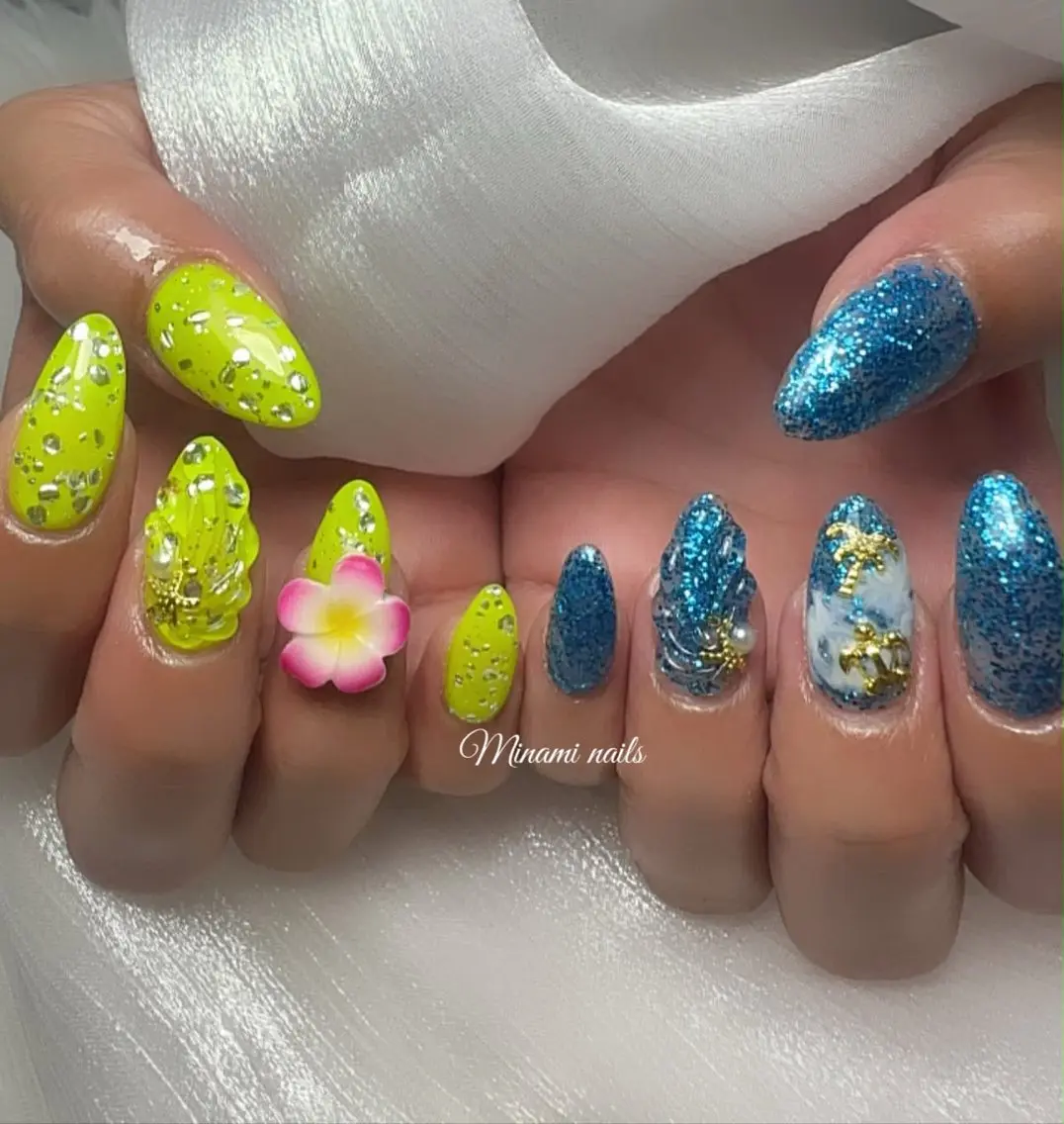 ネイル アートネイル ガーリー キラキラネイル 韓国ネイル マグネットネイル ハンドネイル Minami Nailsのネイルデザイン