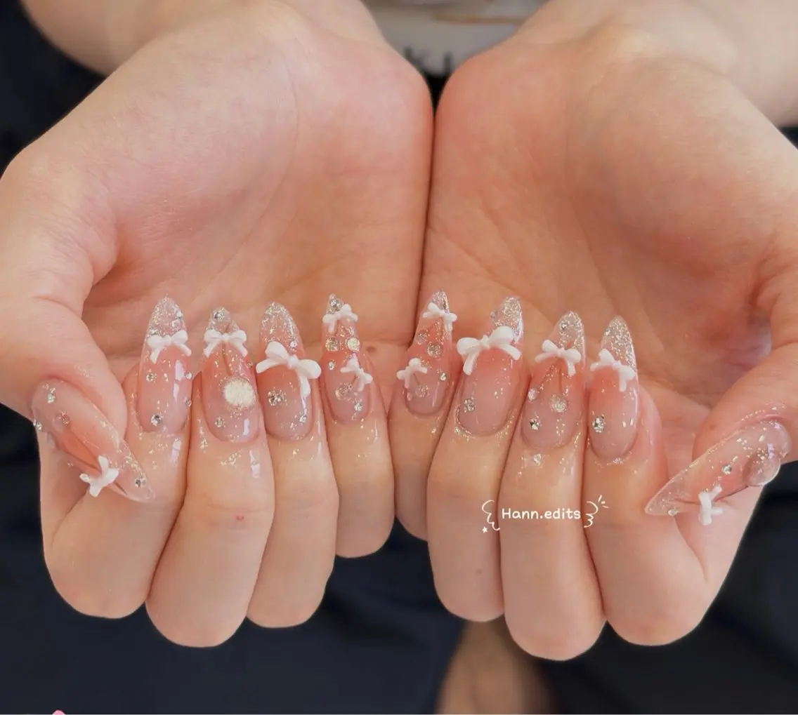 セミロング ハンドネイル Aila Nail ShinOkuboのネイルデザイン