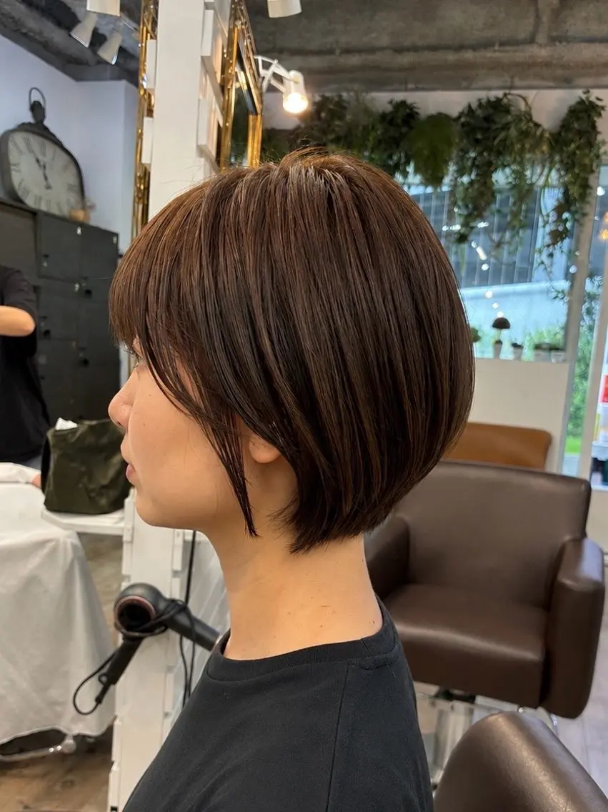 根本白髪染め　毛先ファッションカラーの写真