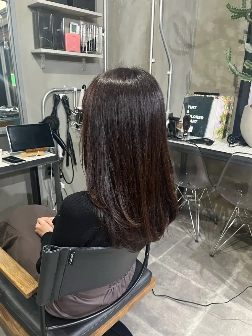 セミロング カラー ブラウンカラー ラベンダーカラー ラベンダーブラウン ヘアカラー トリートメント 透明感♥韓国ヘア HINAのヘアスタイル