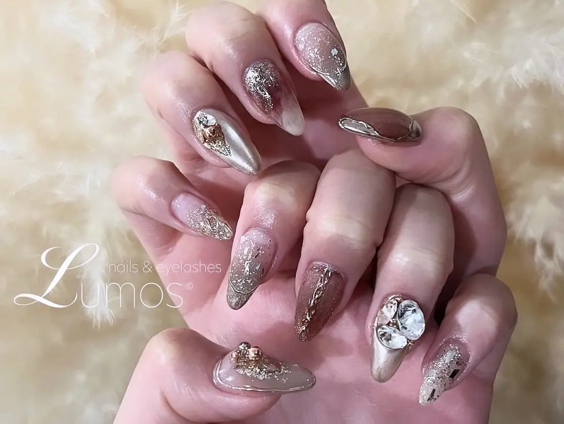 ネイル ハンドネイル Lumos Annのネイルデザイン