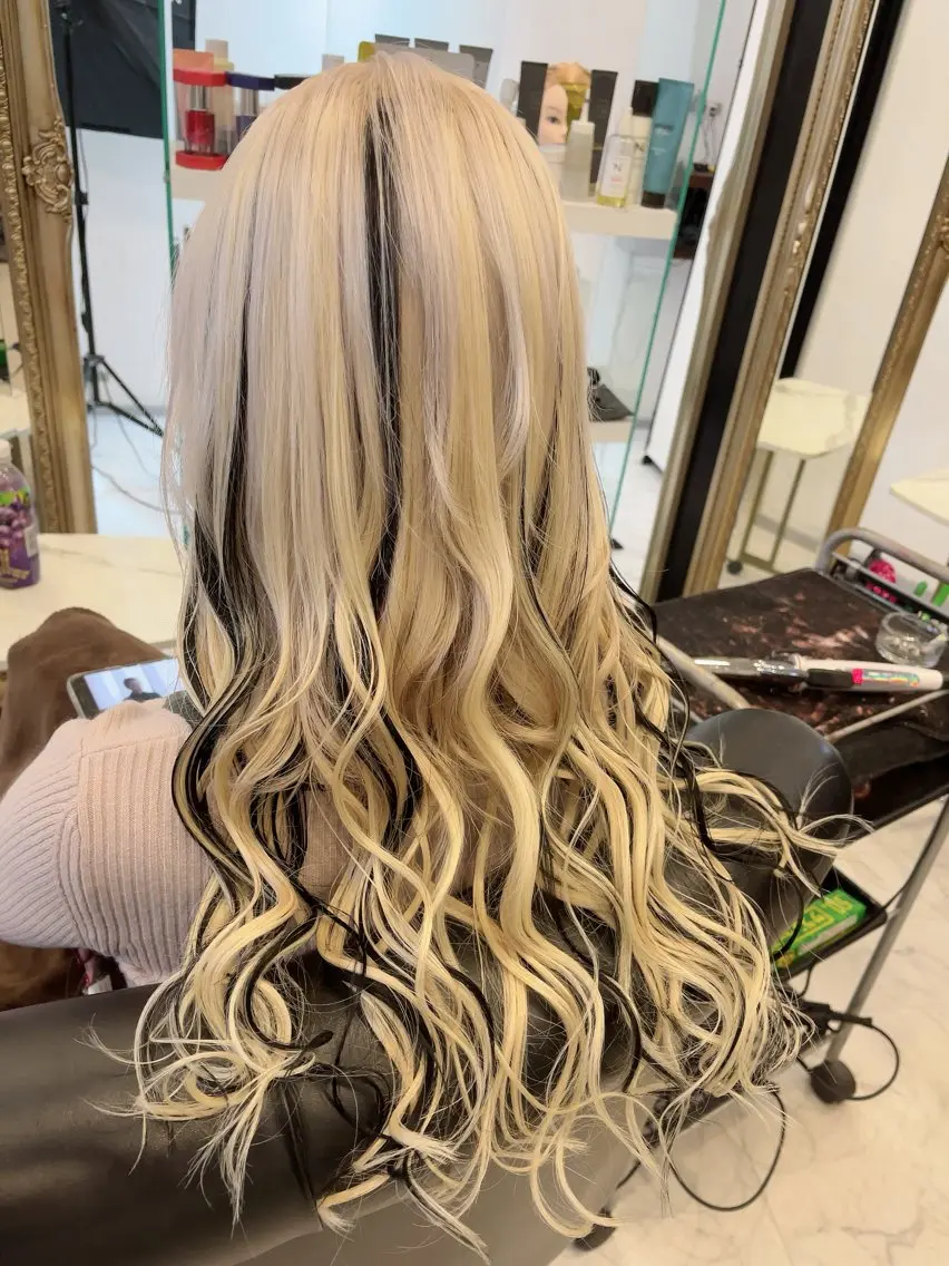ロング エクステ ケアブリーチ&シール エクステの店和田翔莉のヘアスタイル
