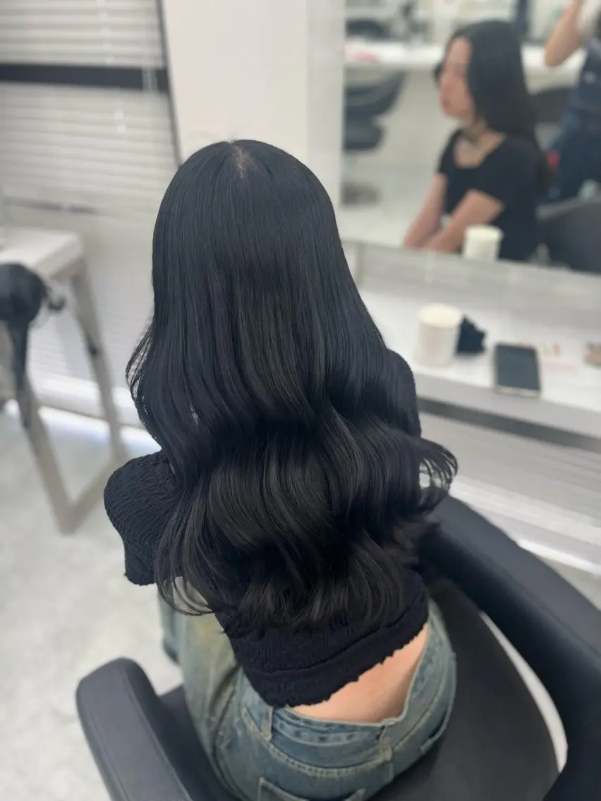 ロング カラー ヘアアレンジ Zina熊本🫧 Kurehaのヘアスタイル