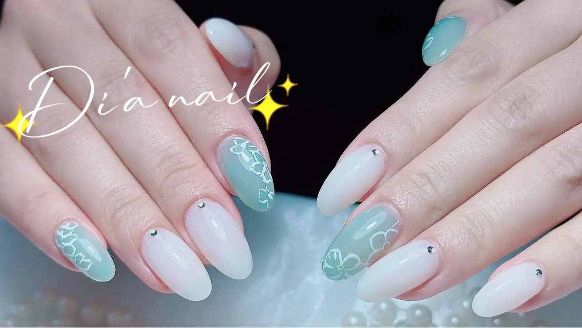 ネイル チークネイル ジェルネイル グラデーション マグネットネイル ニュアンスネイル Di'a nail ネイルサロンのネイルデザイン