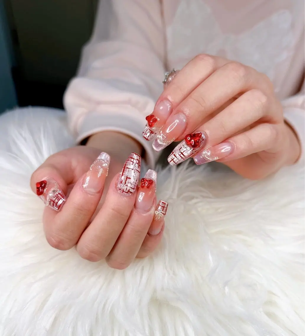 ネイル アートネイル オーロラネイル チークネイル 長さ出し フットネイル Happy Nailのネイルデザイン