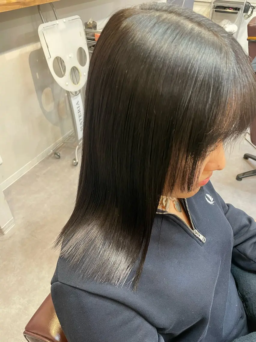 ミディアム カット 縮毛矯正 原 麻耶のヘアスタイル