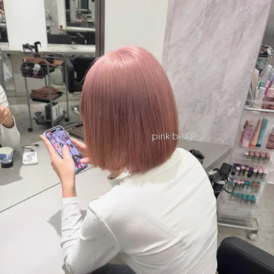ショート カラー ブリーチ カット ヘアカラー トリートメント EIGHT /SHU🩶のヘアスタイル
