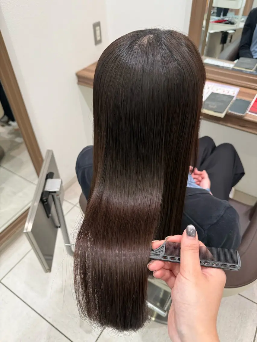 ロング カラー カット ヘアカラー .MANA. 【艶髪ロング】のヘアスタイル