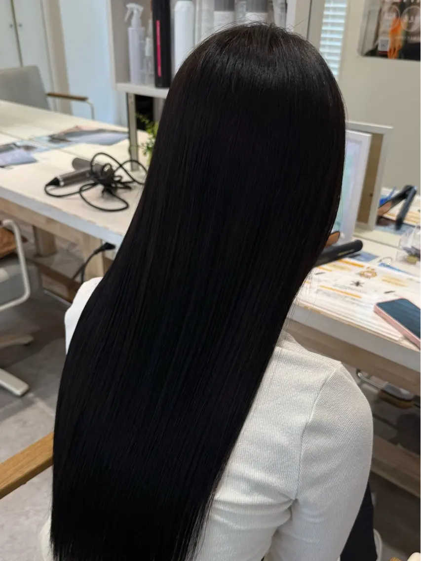 縮毛矯正+毛先カット+前髪カット※ブリーチ毛不可の写真
