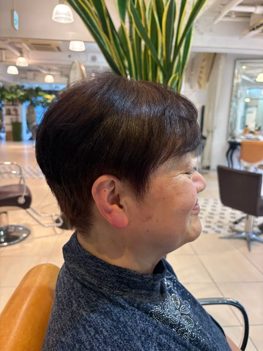 ショート カット ヘアカラー 菊池 菜月のヘアスタイル