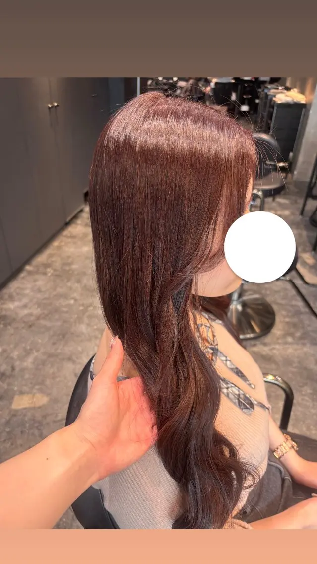 ロング ピンクブラウン ヘアカラー トリートメント 縮毛矯正/透明感 カラー/まな⭐️のヘアスタイル