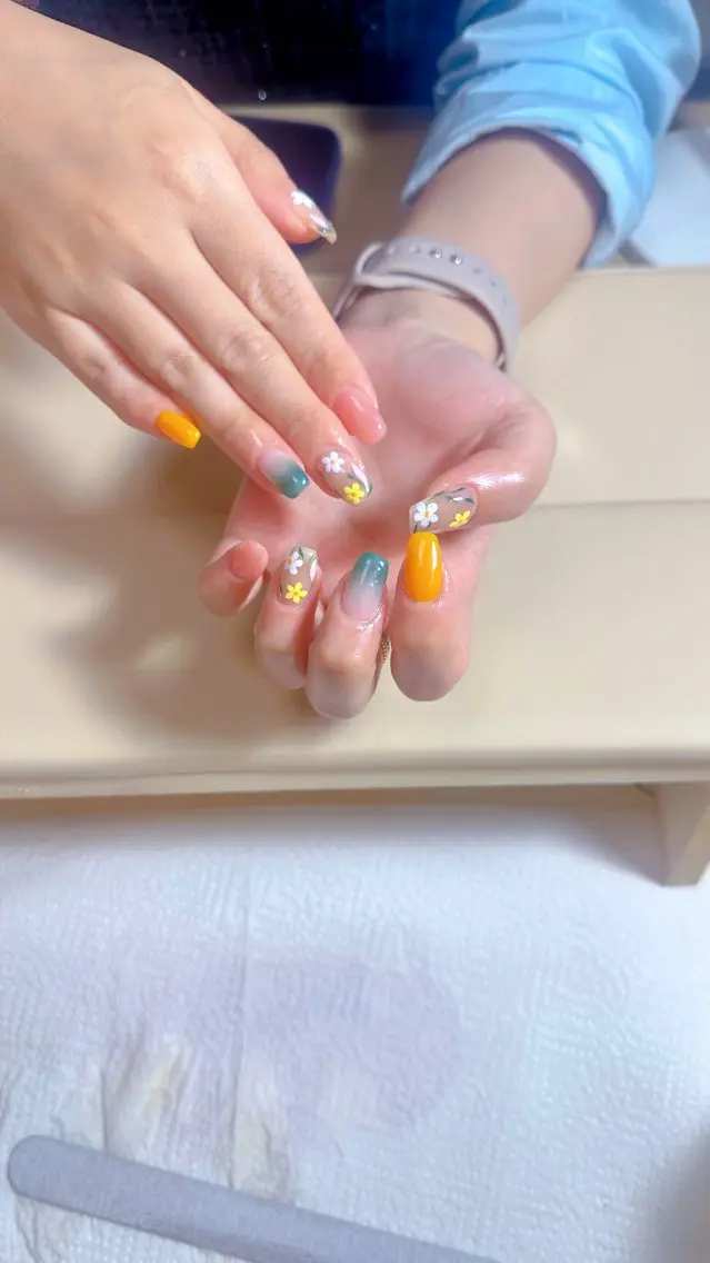 ネイル ハンドネイル ハンドケア DAISY_NAIL 【フィルイン専門店】のネイルデザイン