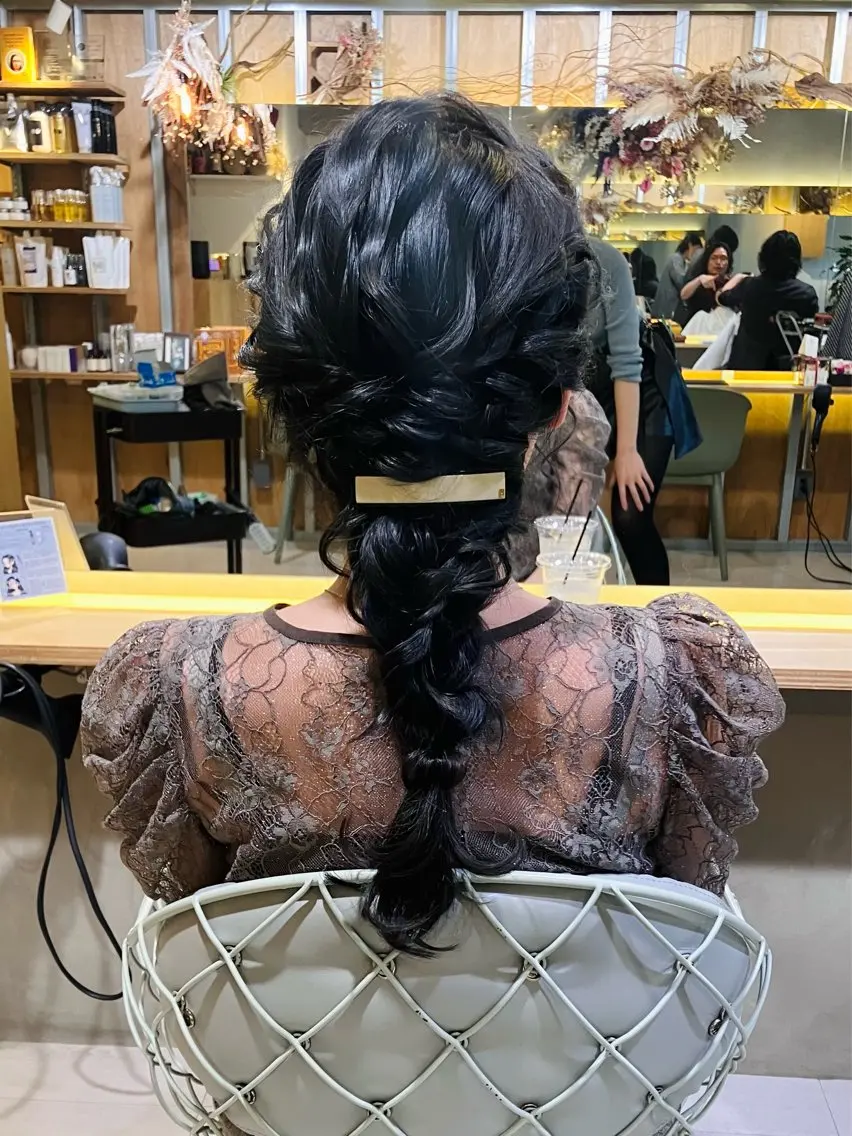 ロング カラー ヘアアレンジ 艶髪/矯正/髪質改善 ヘアアレンジ/西梅田のヘアスタイル