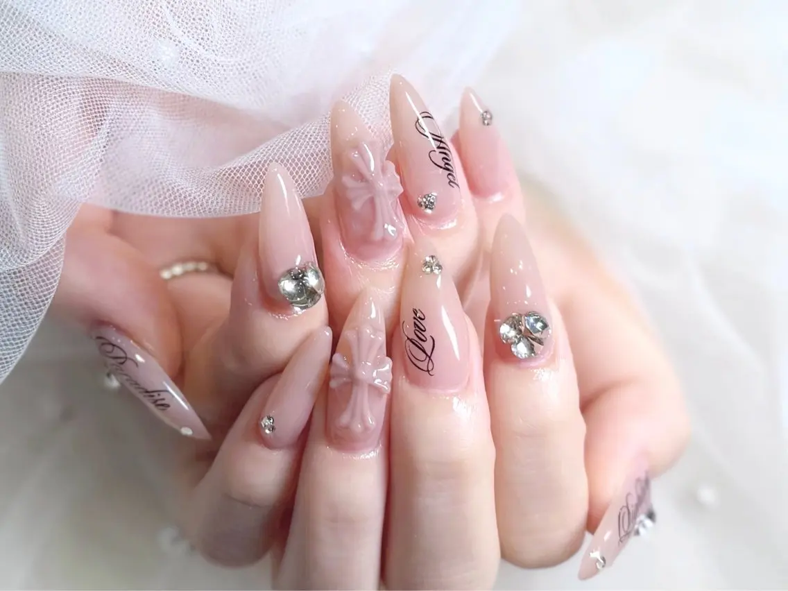 本日時限定💖クロムデザイン💖〈10本チップ長さだし・オフあり〉¥7200(写真のデザインになります)の写真