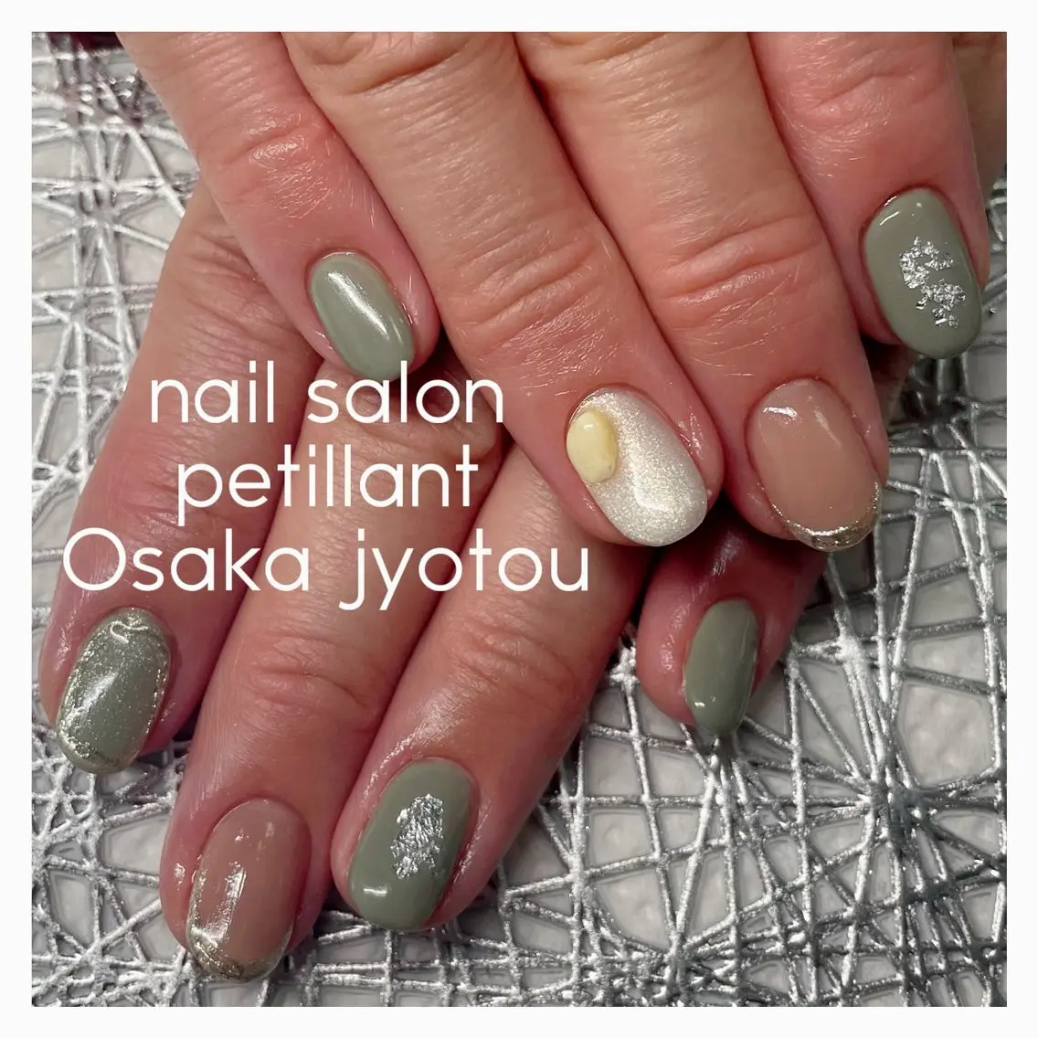 ネイル グリーン 春ネイル nail salon petillantのネイルデザイン