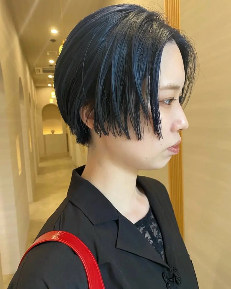 ショート レイヤー・ハッシュ ・ウルフカット/川崎のヘアスタイル