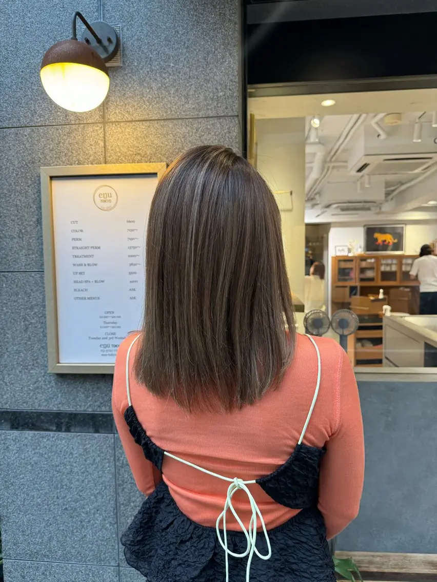 ミディアム ハイライト ARISA 学芸大学/海外ヘアのヘアスタイル