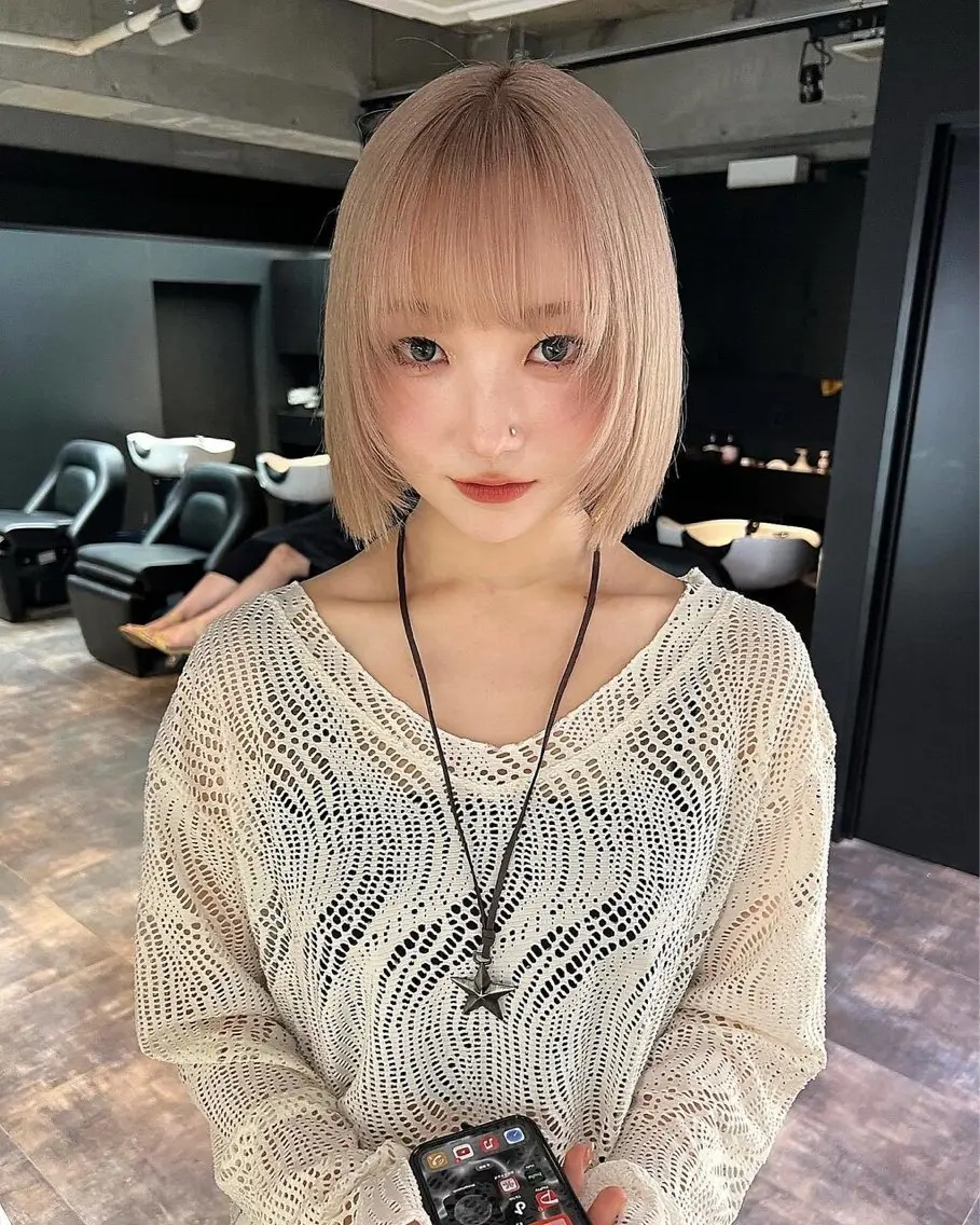 ケアブリーチ+イルミナカラー+カットの写真