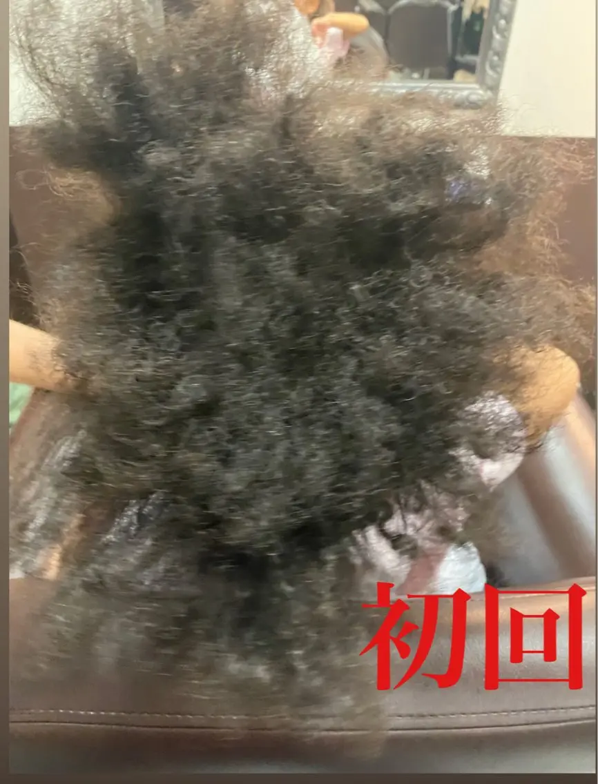ミディアム くせ毛 カット 縮毛矯正 トリートメント ウィリアム シュウのヘアスタイル