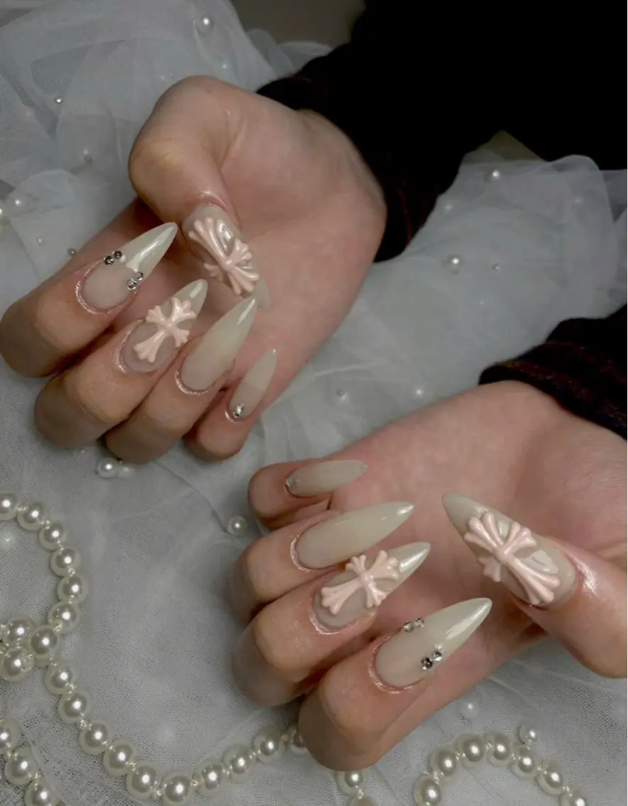 ネイル ハンドネイル moon nailsのネイルデザイン